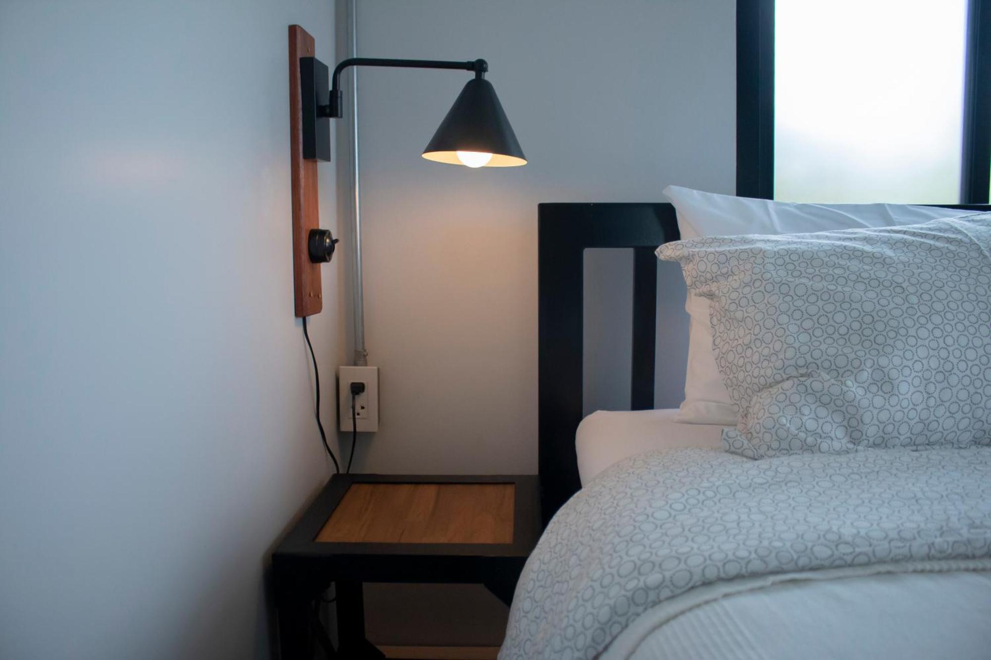 Liaw Base House Hostel Bangkok Ngoại thất bức ảnh